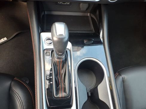 Used 2024 Nissan Altima 2.5 SR image 12