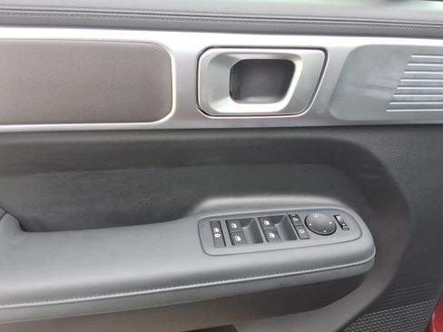 Used 2025 Hyundai Santa Fe SEL FWD image 21