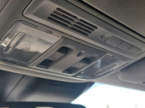 Used 2022 Honda CR-V EX-L image 27