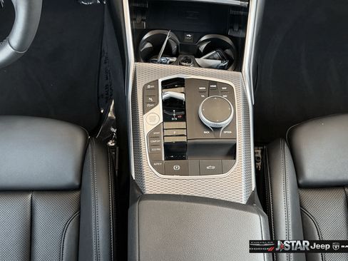Used 2025 BMW 430i Convertible w/ Convenience Package RWD image 16