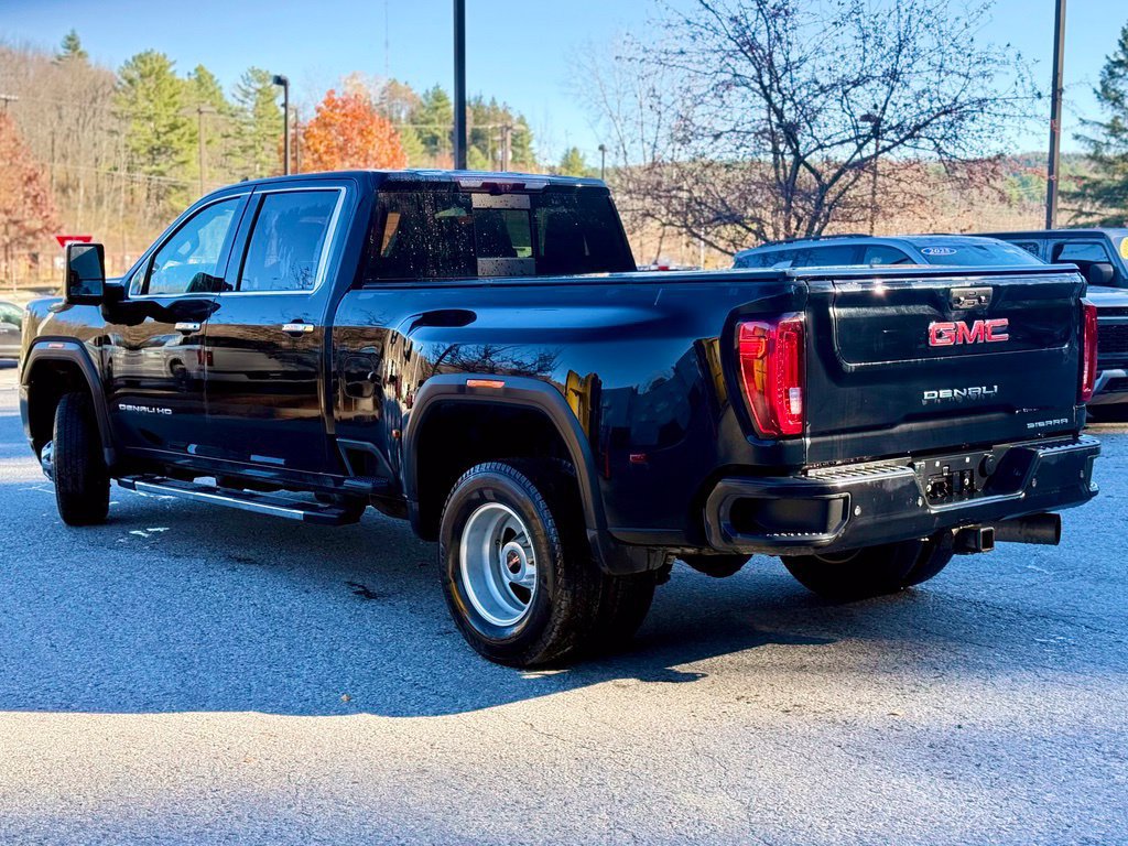 Used 2022 GMC Sierra 3500 Denali w/ Denali Ultimate Package AWD/4WD image 3