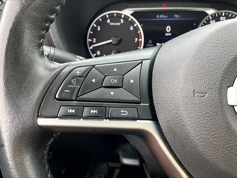 Used 2022 Nissan Sentra SV FWD image 23