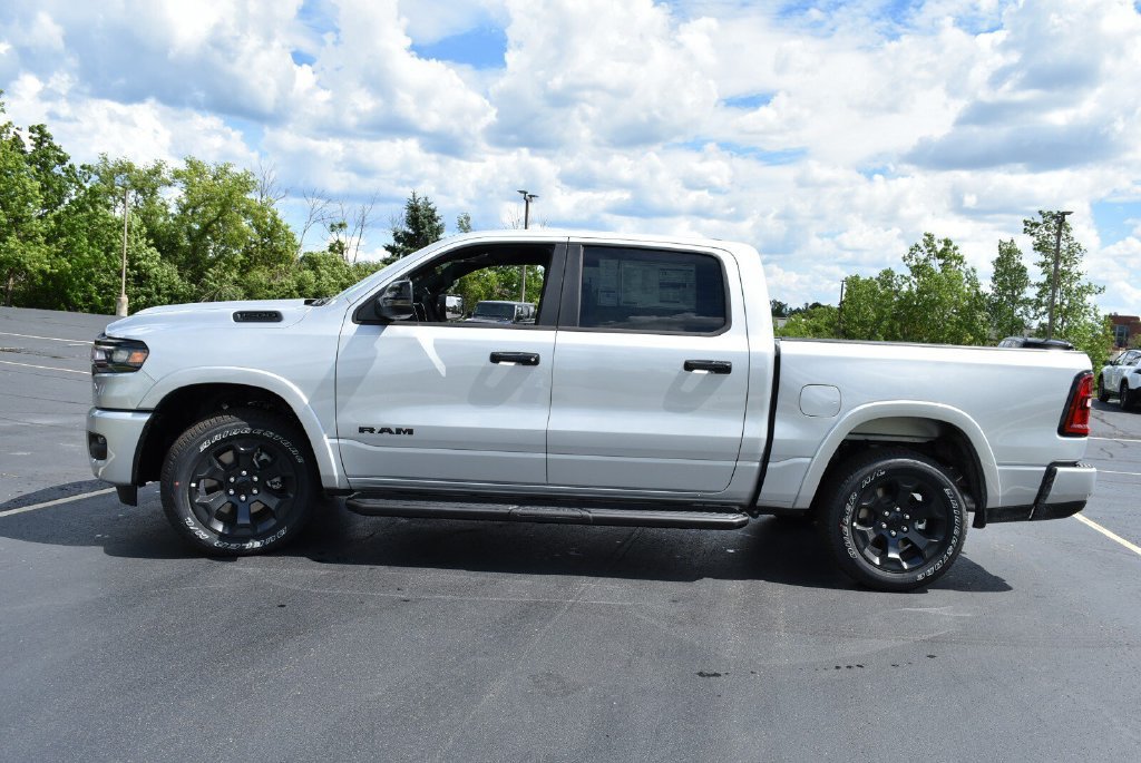 New 2026 RAM 1500 Big Horn AWD/4WD image 9