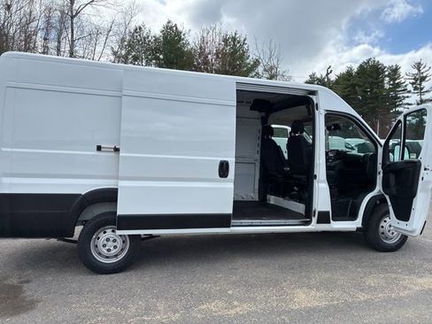 Used 2023 RAM ProMaster 3500 w/ Convenience Group image 16