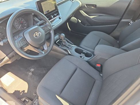 Certified 2025 Toyota Corolla LE FWD image 9