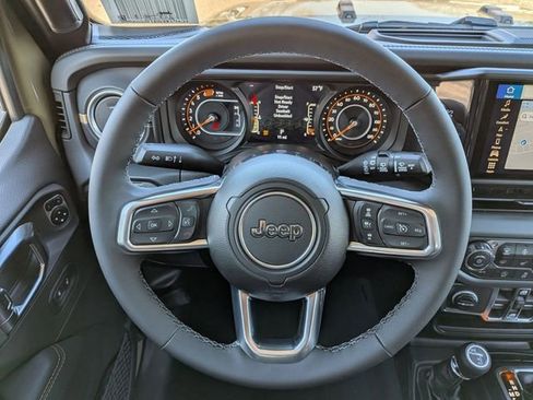 New 2026 Jeep Wrangler Sahara AWD/4WD image 19