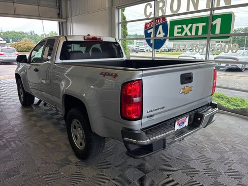 Used 2018 Chevrolet Colorado W/T AWD/4WD image 4