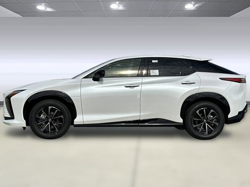 New 2026 Lexus RZ 450e AWD w/ Cold Area Package image 2
