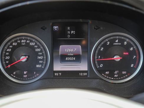 Used 2016 Mercedes-Benz GLC 300 image 6