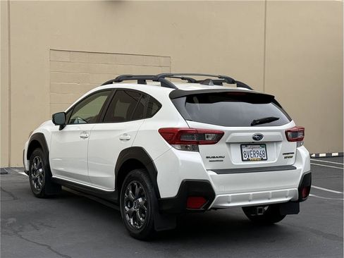 Used 2021 Subaru Crosstrek 2.5i Sport w/ Moonroof Package AWD/4WD image 4