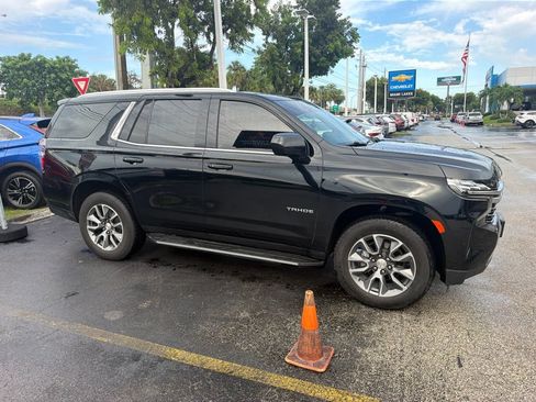 Used 2024 Chevrolet Tahoe LT AWD/4WD image 3