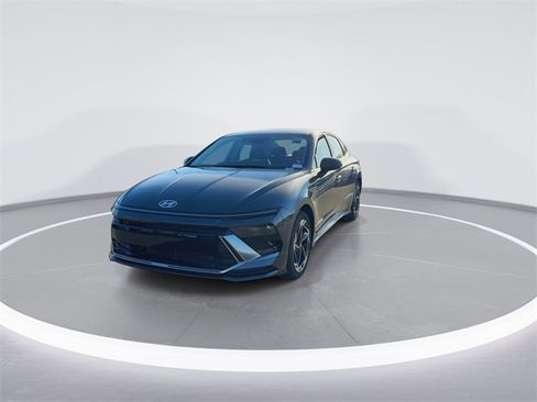 New 2026 Hyundai Sonata SEL image 3