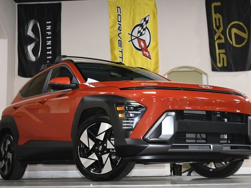 Used 2024 Hyundai Kona Limited image 83