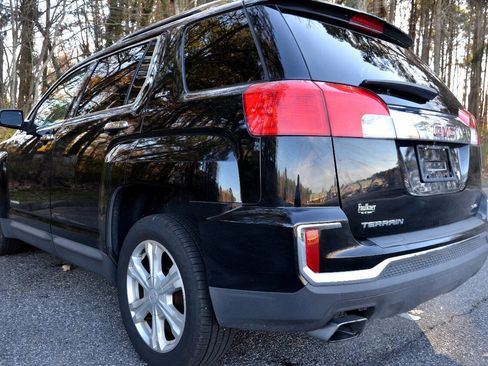 Used 2017 GMC Terrain SLT image 7