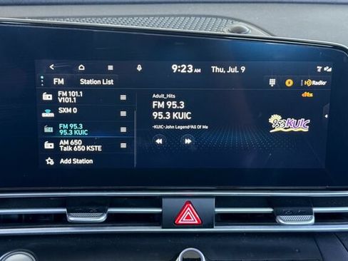Used 2023 Hyundai Elantra SEL w/ Convenience Package FWD image 17