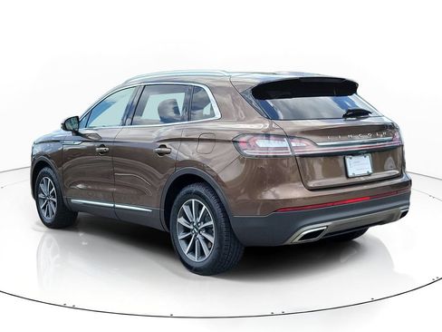 Certified 2022 Lincoln Nautilus FWD image 4