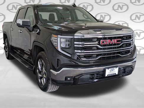 Used 2022 GMC Sierra 1500 SLT w/ X31 Off-Road Package AWD/4WD image 41