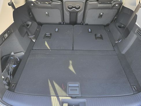 Certified 2026 Acura MDX w/ Technology Package FWD image 38