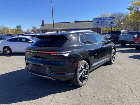 New 2026 Chevrolet Equinox EV LT image 7