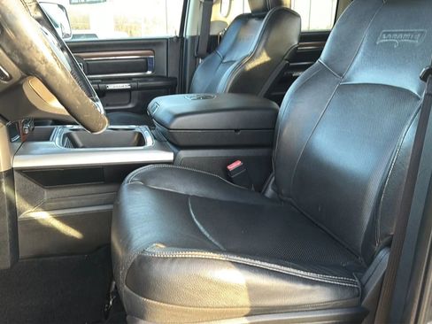 Used 2016 RAM 3500 Laramie image 97