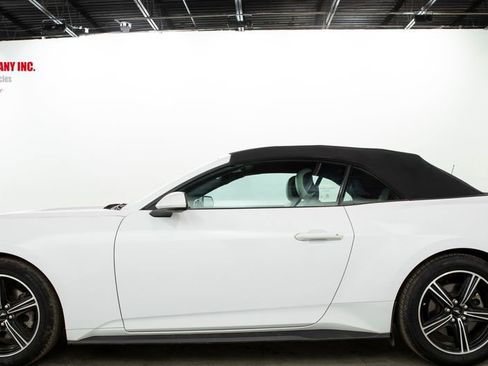 Used 2024 Ford Mustang Premium image 5