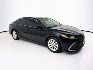 Used 2022 Toyota Camry LE video 1