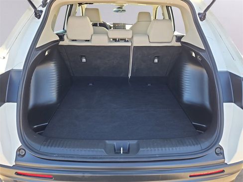 Certified 2023 Honda HR-V LX image 28