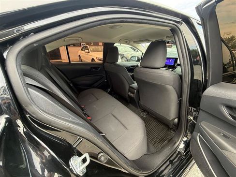 Used 2025 Toyota Corolla LE FWD image 24