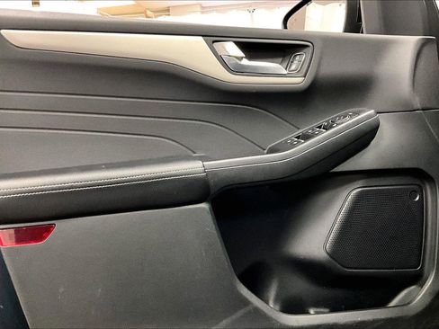 Used 2022 Ford Escape SEL image 22