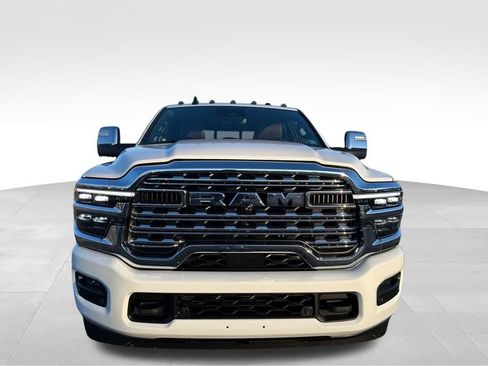 Used 2025 RAM 3500 Limited image 25