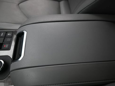 Used 2023 Toyota Highlander Limited AWD/4WD image 34