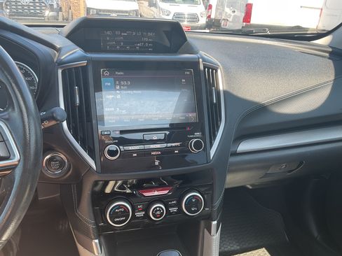 Used 2019 Subaru Forester Limited AWD/4WD image 22