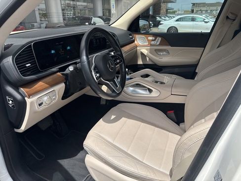 Used 2021 Mercedes-Benz GLS 450 4MATIC image 6