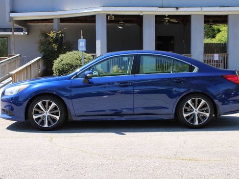 Used 2015 Subaru Legacy 2.5i Limited AWD/4WD image 4