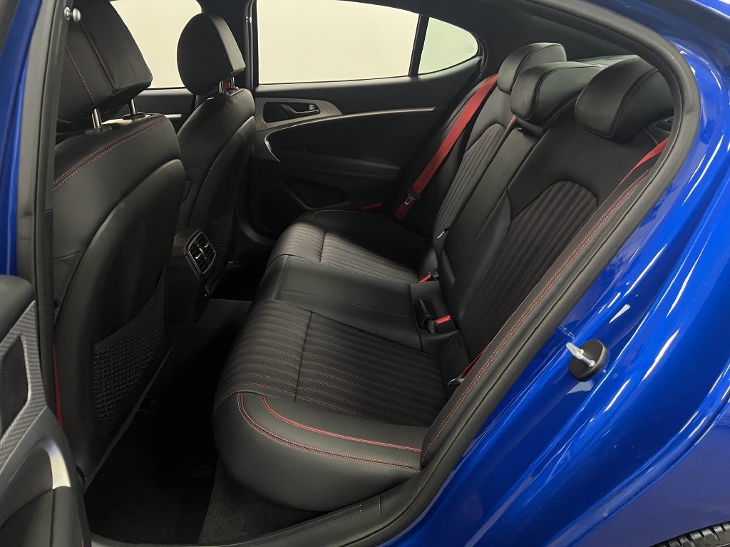 Used 2023 Genesis G70 2.0T w/ Sport Prestige Package RWD image 25
