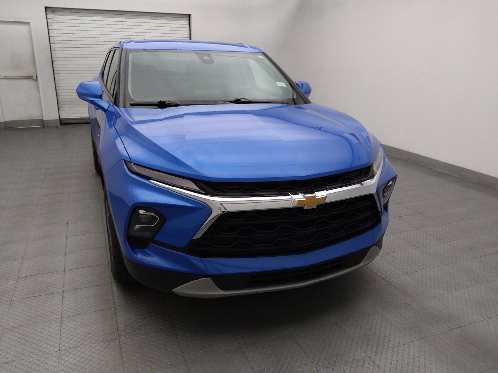 Used 2025 Chevrolet Blazer LT FWD image 14