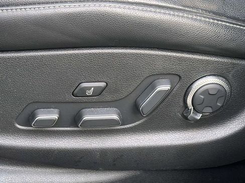 Used 2022 Genesis GV80 2.5T w/ Prestige Package 04 image 17