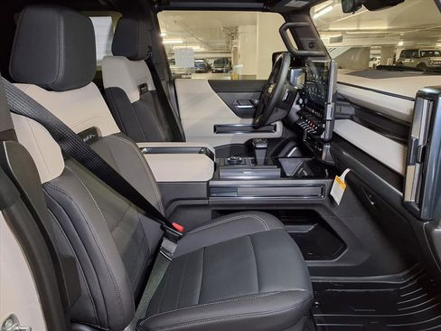 Used 2026 GMC Hummer EV 4x4 Crew Cab image 6