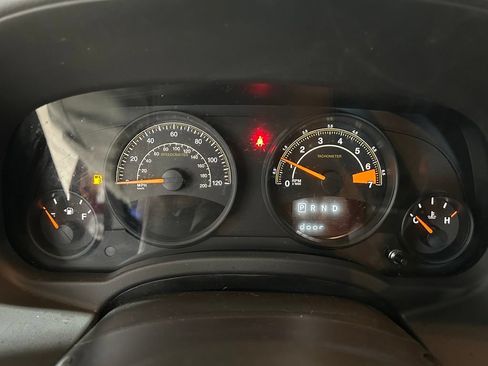 Used 2016 Jeep Patriot High Altitude AWD/4WD image 19