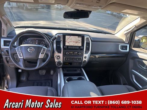 Used 2021 Nissan Titan SV w/ SV Convenience Package image 20