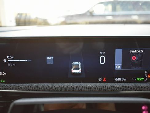 Used 2025 Ford Mustang Mach-E Premium image 18