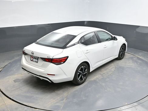 Used 2024 Nissan Sentra SV image 28