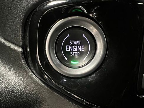 Used 2022 Chevrolet Silverado 1500 ZR2 w/ Technology Package image 33