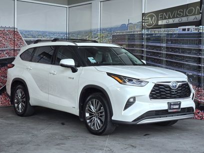 Certified 2020 Toyota Highlander Platinum