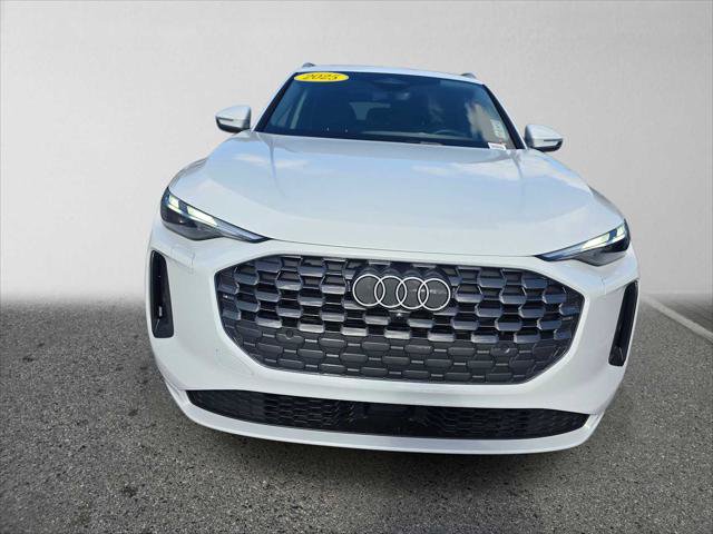 Used 2025 Audi Q5 Premium w/ Convenience Package AWD/4WD image 8