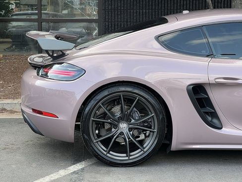 Used 2022 Porsche 718 Cayman image 21