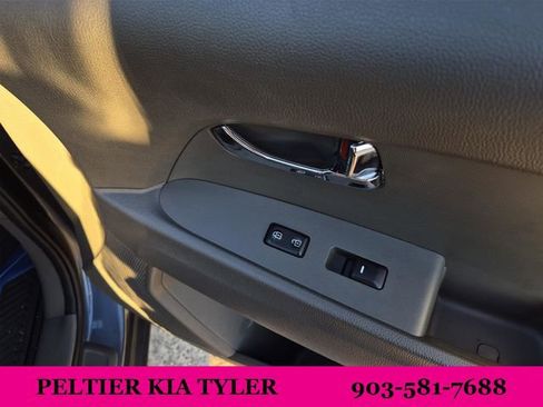 Used 2015 Kia Sportage EX image 16