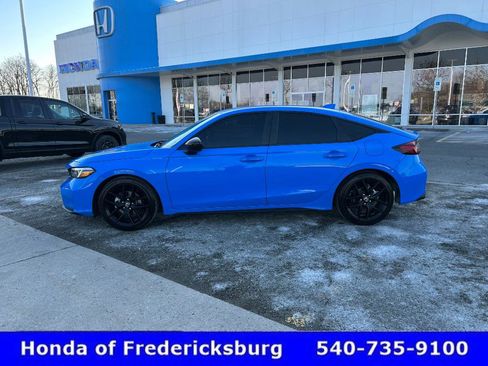 Certified 2025 Honda Civic Sport image 3