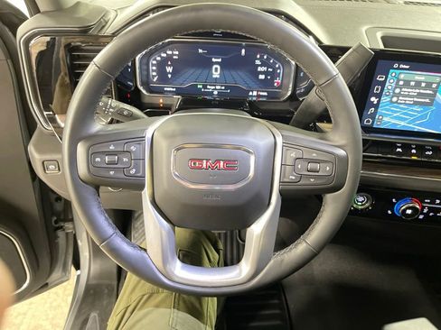 Used 2023 GMC Sierra 1500 Elevation image 15