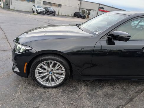 Used 2023 BMW 330i xDrive Sedan AWD/4WD image 2